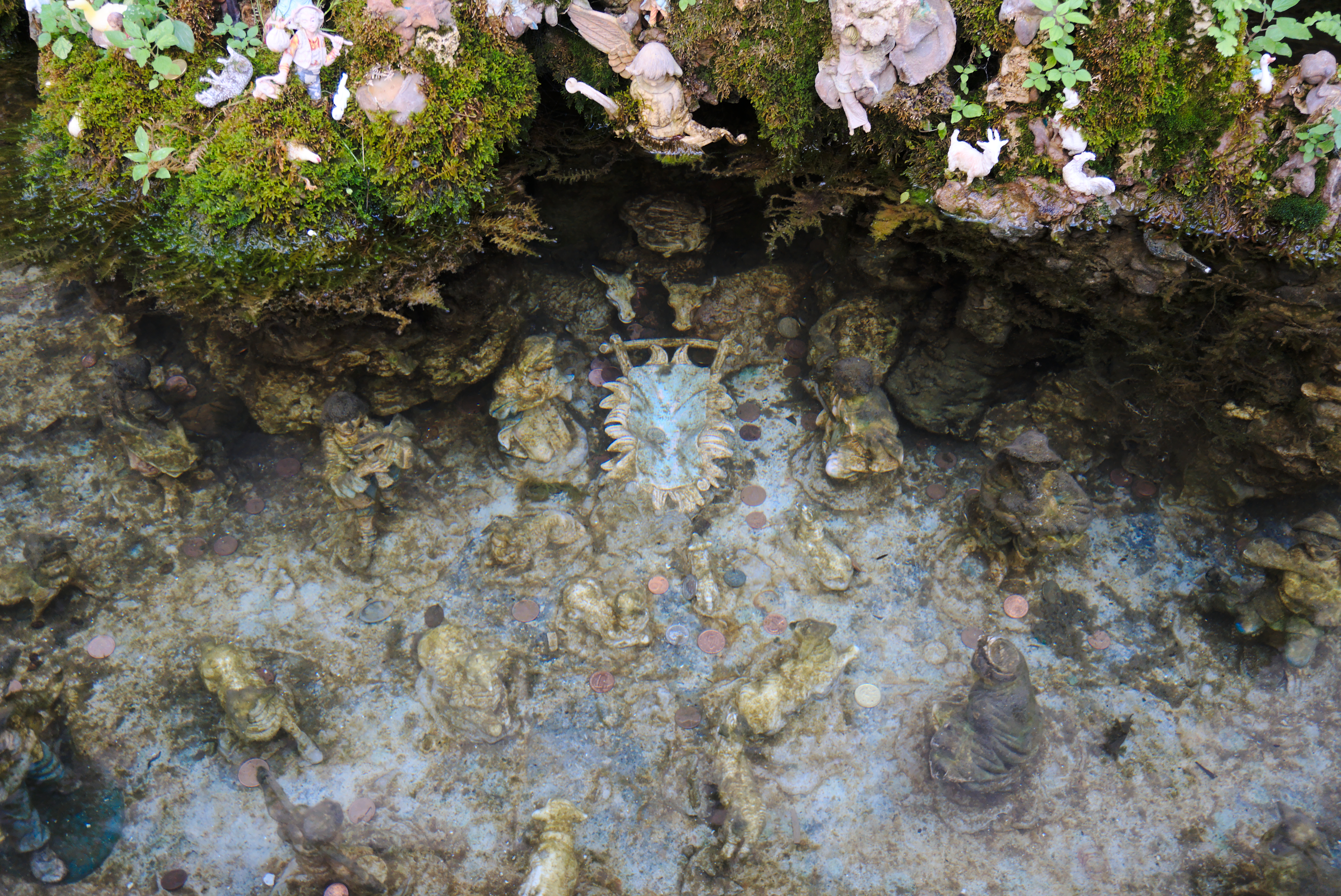 Amalfi Nativity Fountain (ArtandTheology.org)