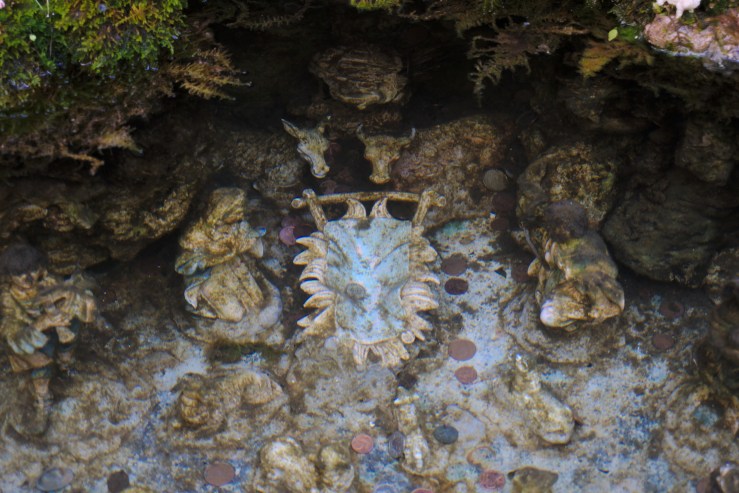 Amalfi Nativity Fountain (ArtandTheology.org)