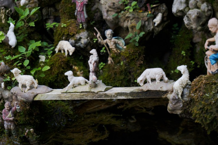 Amalfi Nativity Fountain (ArtandTheology.org)