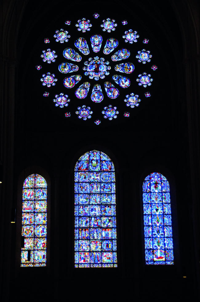 Lancet windows, Chartres