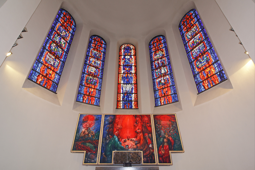 Koder, Sieger_Wasseralfingen Altarpiece (wide shot)