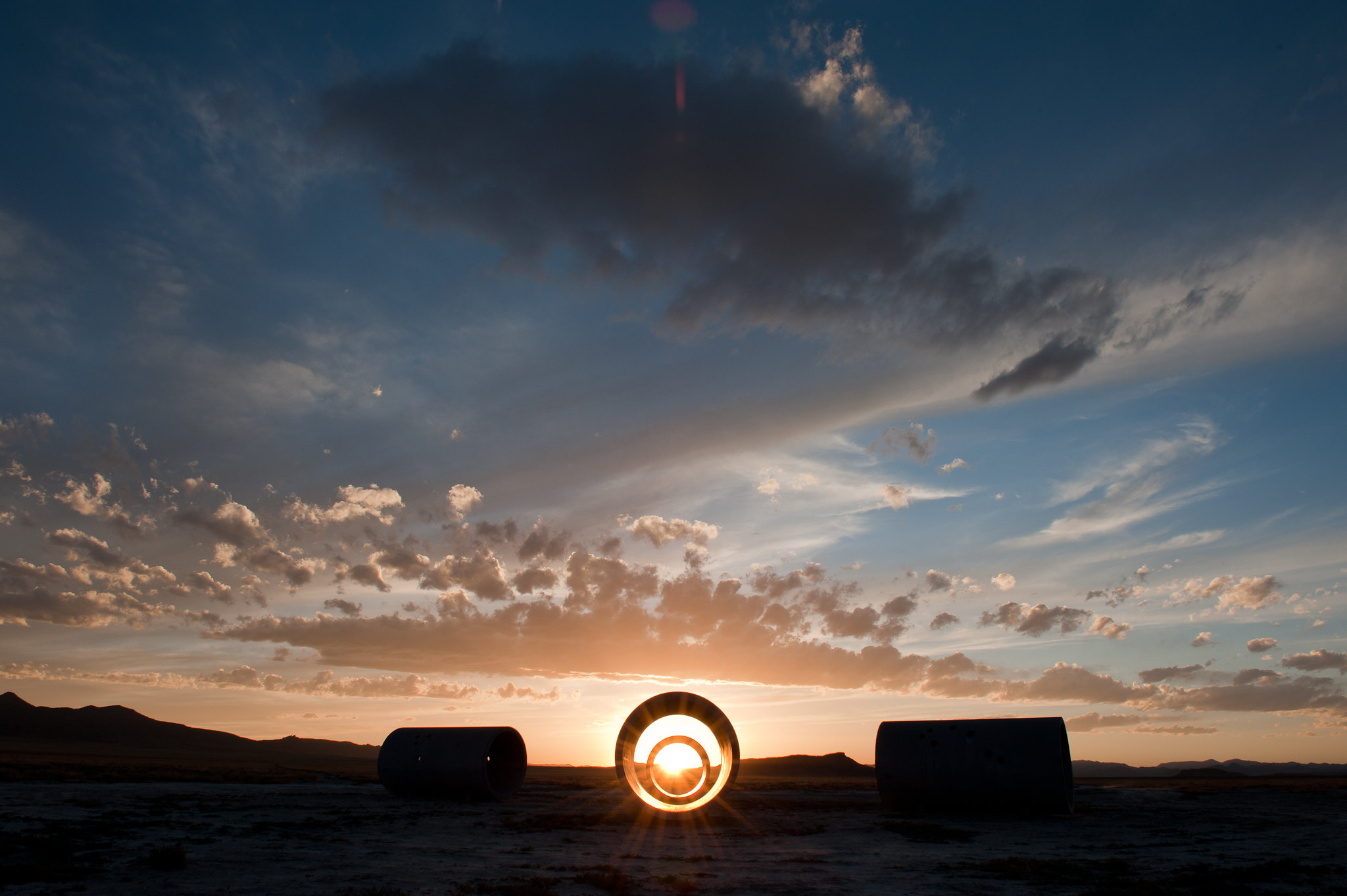 Holt, Nancy_Sun Tunnels