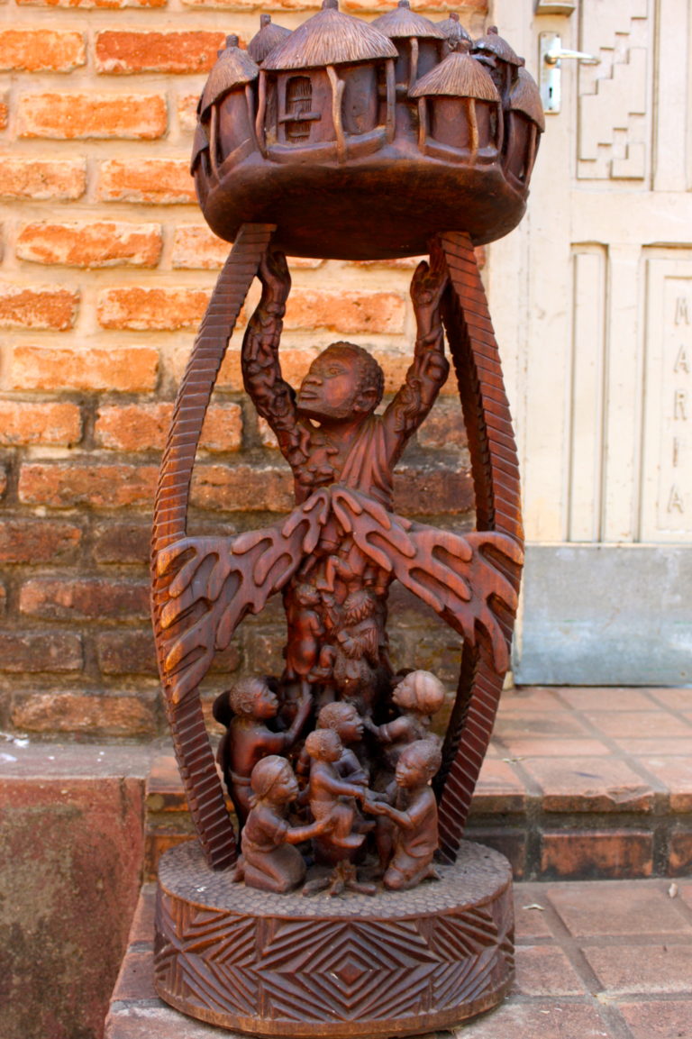 Mpira, Thomas_Paschal Candlestand