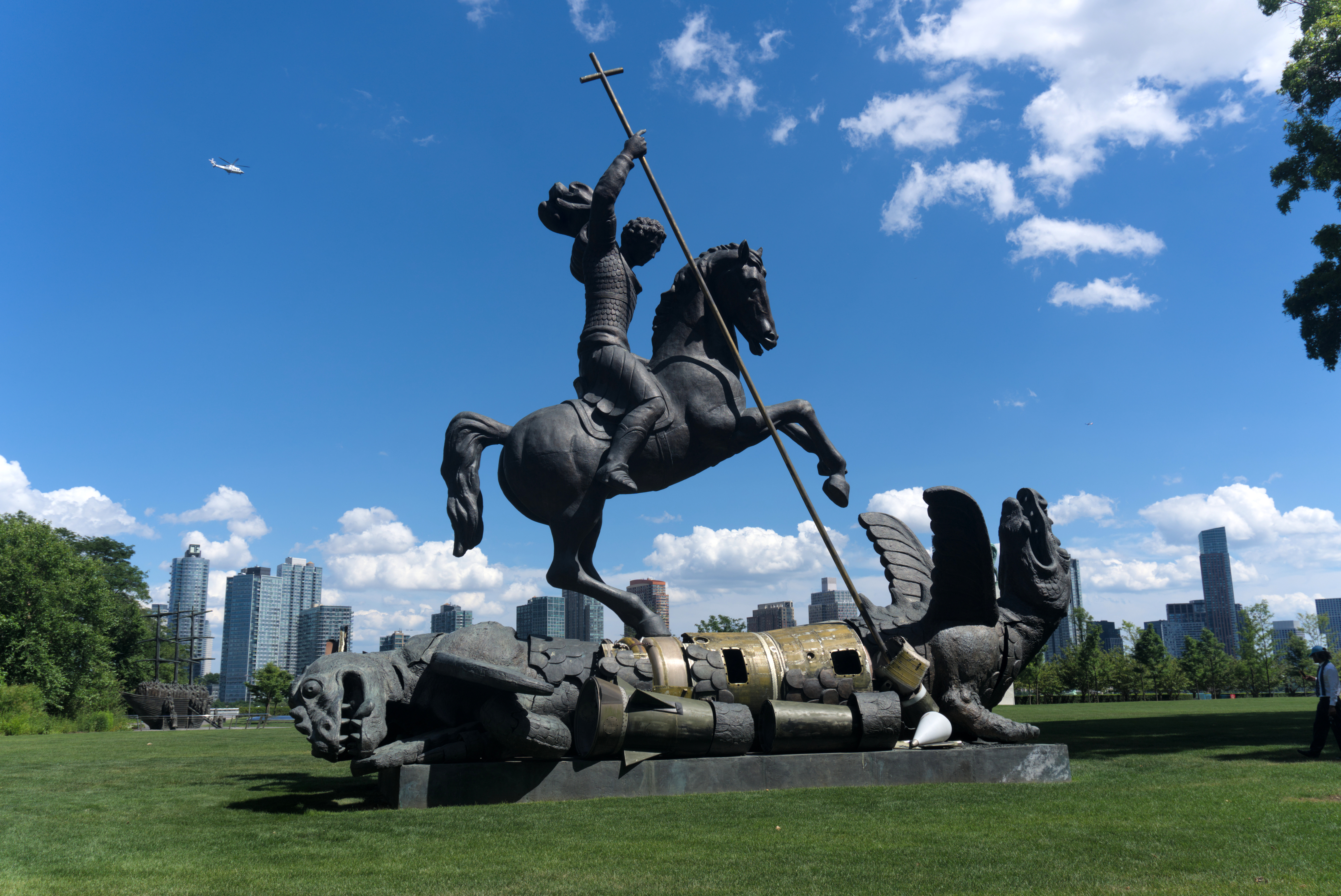 Tsereteli, Zurab_Good Defeats Evil