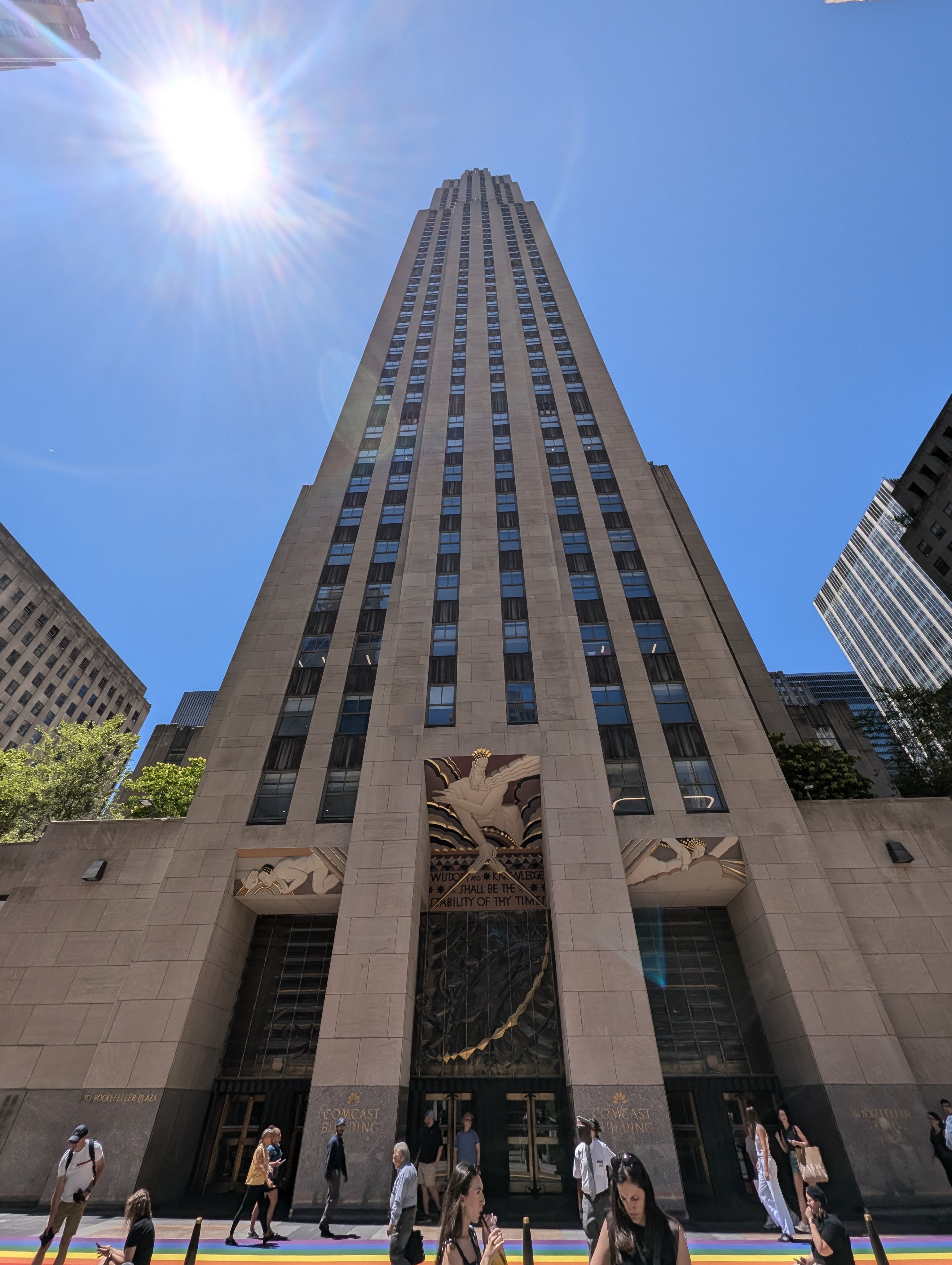 Comcast Building, Rockefeller Center (photo: Victoria Emily Jones)
