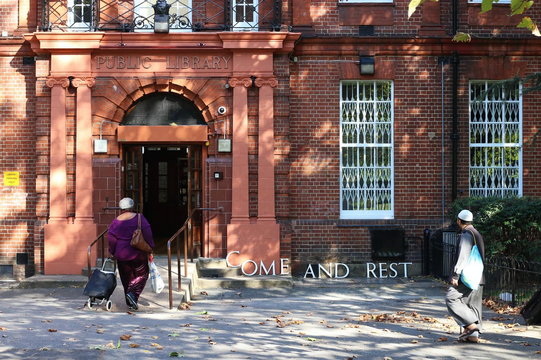 Come and Rest: Bethnal Green Library